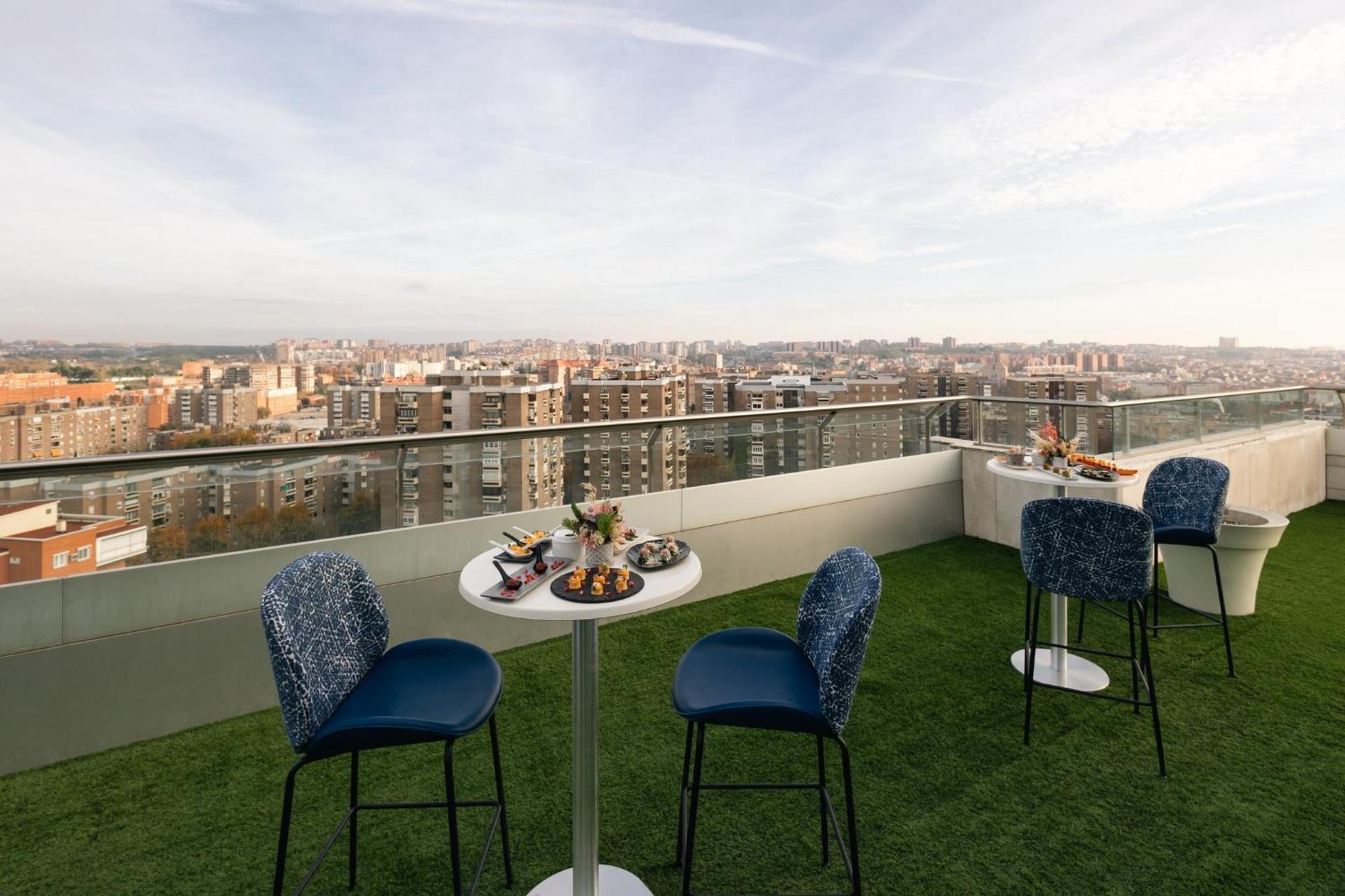 Crowne Plaza Madrid - Centre Retiro By Ihg Hotel Exterior photo
